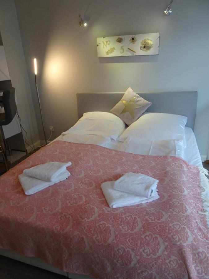 Art-Hues Apartment Westerland Bagian luar foto