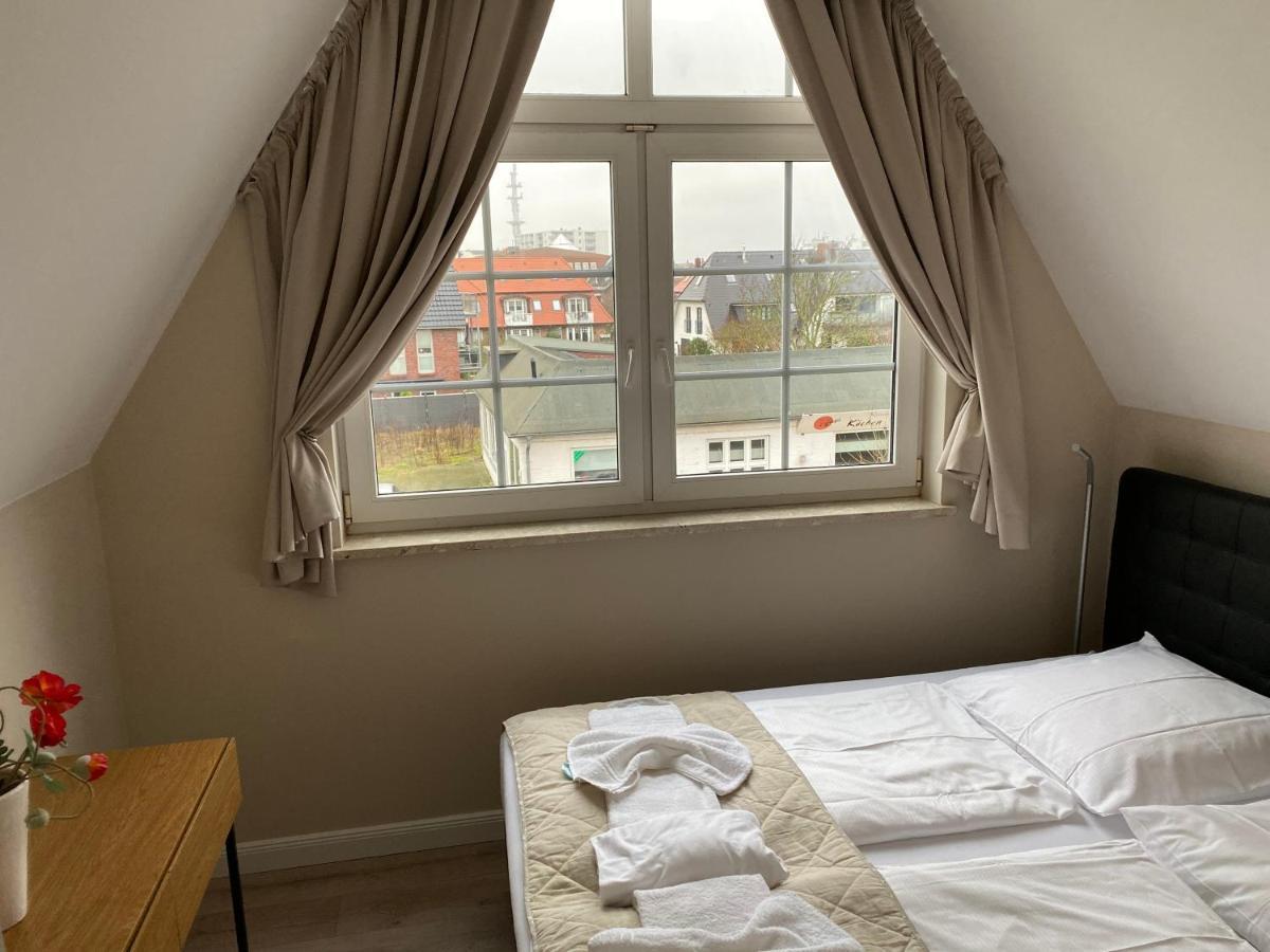 Art-Hues Apartment Westerland Bagian luar foto