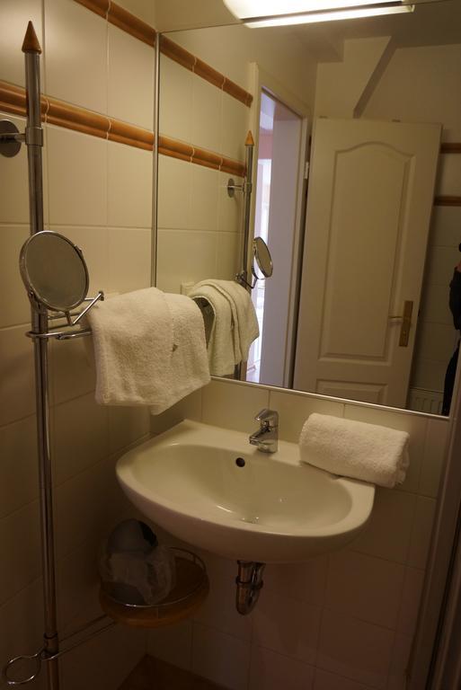 Art-Hues Apartment Westerland Bagian luar foto